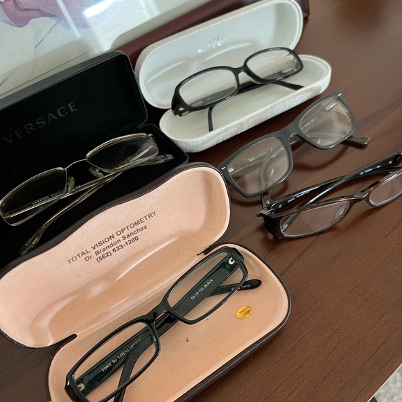 Bundle: 6 pairs of reading glasses - Picture 1 of 2